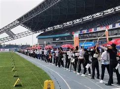 田径夜战:粤西天虎队淘汰对手瓯越霹雳队,临门一脚致胜黑马成最大惊喜 田径夜战:粤西天虎队淘汰对手瓯越霹雳队,临门一脚致胜黑马成最大惊喜